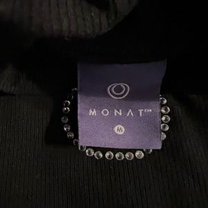 Monat black long sleeve crop top!